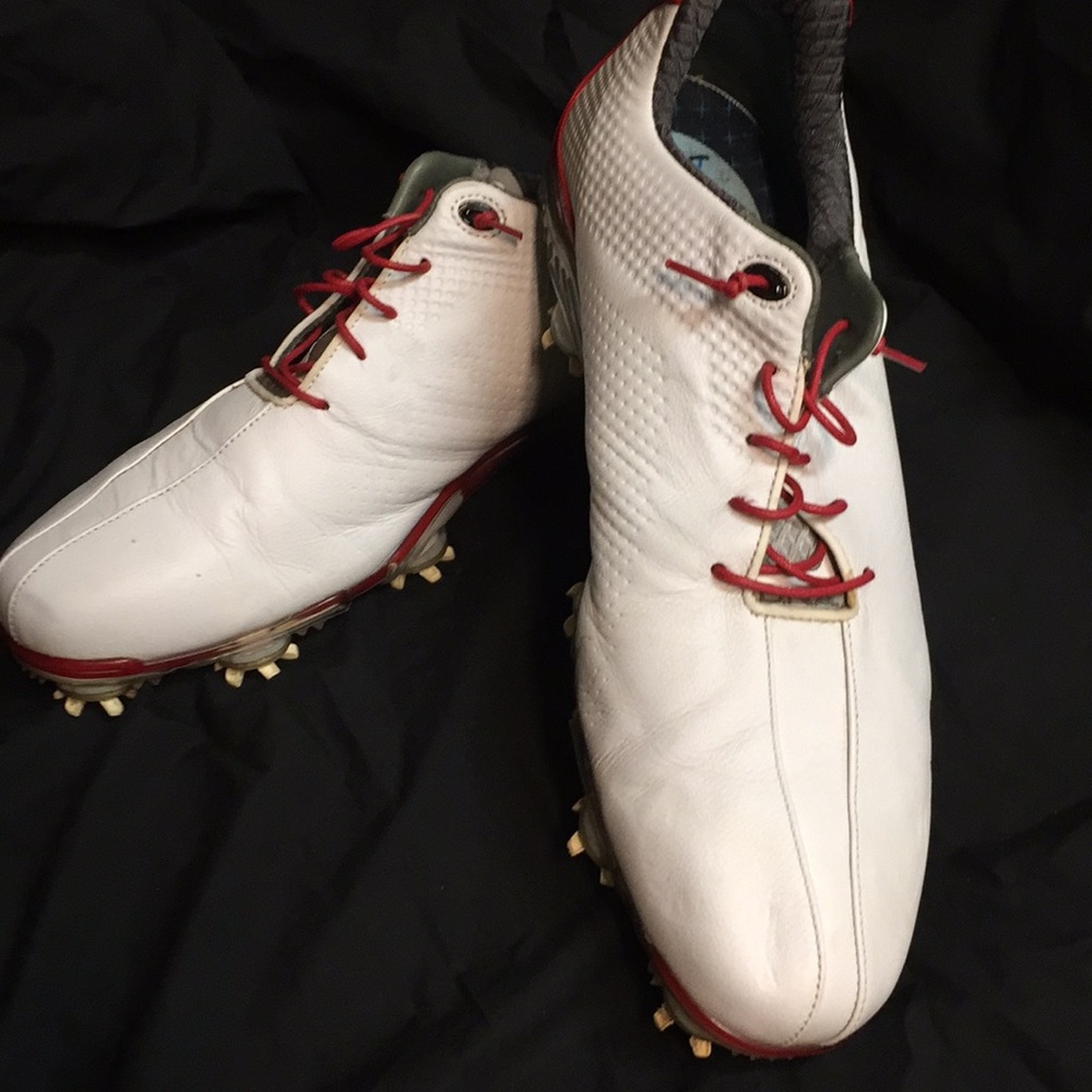 Like new Foot Joy men’s golf shoes